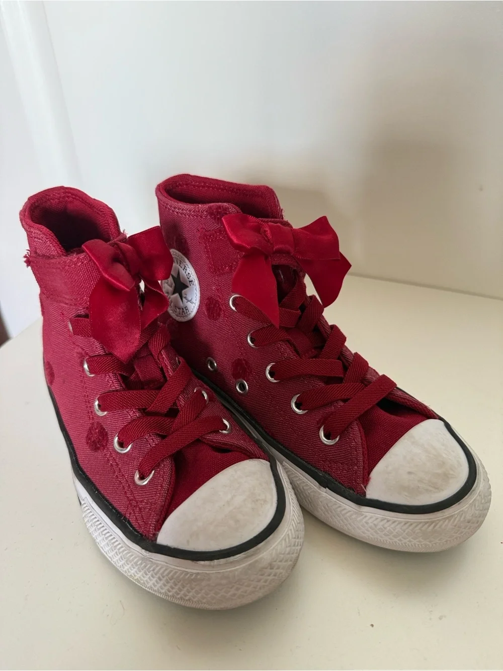 Converse kids Red High-Top Sneakers with Bow Accent